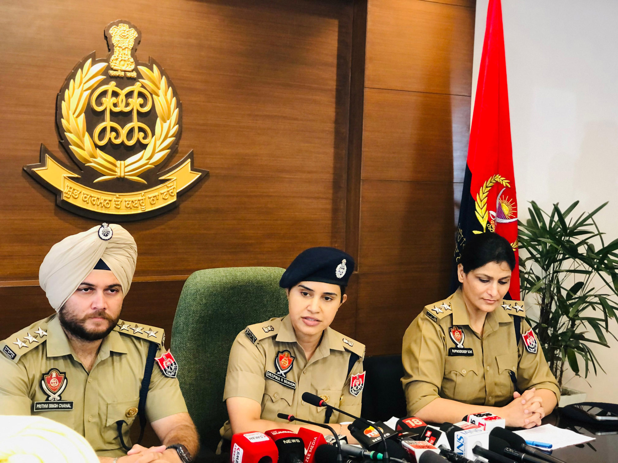 SAS Nagar Police busts illegal call centre
